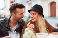 Benarkah Jatuh Cinta Bikin Rasa Makanan Lebih Manis? Benarkah Jatuh Cinta Bikin Rasa Makanan Lebih Manis?
