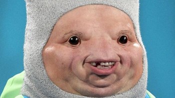 Dari karyaya ini pun, ia mencoba untuk menghasilkan uang dengan memasarkannya di situs belanja online. (Foto: Instagram/Miguel Vasquez)