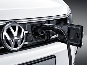 Pabrik Tutup dan Penjualan Terjun Bebas, VW Bakar Uang Rp 39,3 T Setiap Minggu