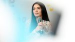 Angel Karamoy kok Bengong, Mikir Apa Ya?