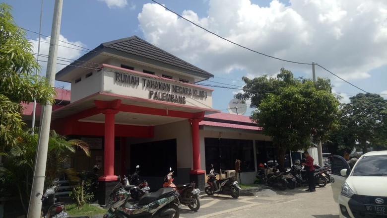4 Tahanan Kasus Narkoba Kabur dari Rutan Palembang 4 Tahanan Kasus Narkoba Kabur dari Rutan Palembang