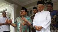 Terkait soal pemerintahan, Cak Imin mengaku perihal kursi menteri juga akan menjadi topik pembicaraan. 