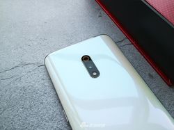 Penampilan Kece Realme X Edisi Spider-Man: Far From Home