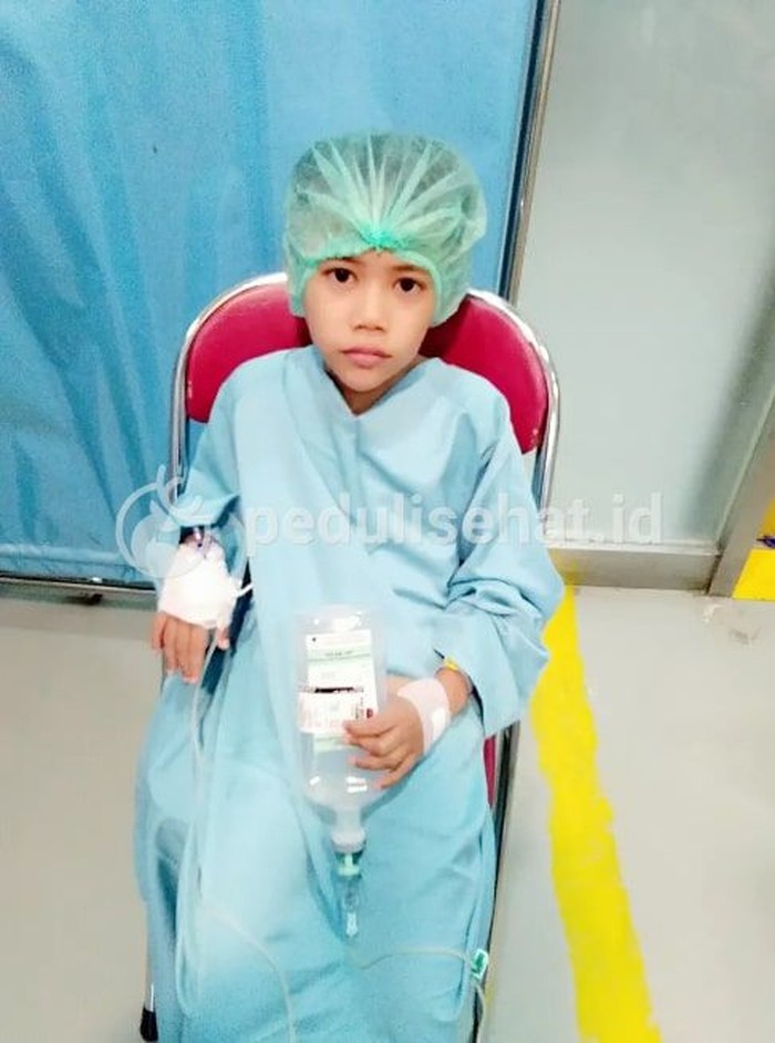Bantu Sembuhkan Raka dari Penyakit Kelainan Kelamin