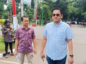 Farhat Abbas Tuding Opini Hotman Paris Bikin Rey Utami-Benua Dihujat