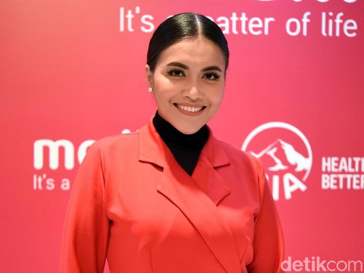 Denada Belum Beri Tahu Shakira soal Penangkapan Jerry Aurum