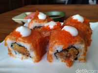 KO'JU : Gurih Juicy Saikoro Beefsteak dengan Saus Spesial