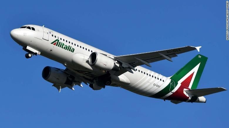 Maskapai Alitalia Ilustrasi pesawat dari maskapai nasional Italia, Alitalia