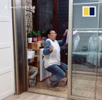 Suami Idaman! Pria Ini Suka Joget Sambil Masak dan Bersih-bersih Rumah