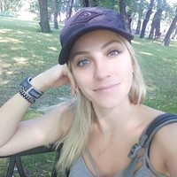 Fernanda Colombo merupakan seorang wanita cantik yang berprofefsi sebagai wasit dan berasal dari Brasil.  Foto: Instagram @fernandacolomboreal
