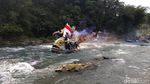Kemeriahan Lomba Perahu Hias di Sungai Elo Magelang