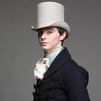 Zack Pinsent dari East Sussex, Inggris sudah tidak lagi memakai jeans, polo shirt atau T-shirt sejak 11 tahun lalu. Dia memilih busana bergaya 1820-an, atau dari dua abad yang lalu. Foto: Instagram/@pinsent_tailoring