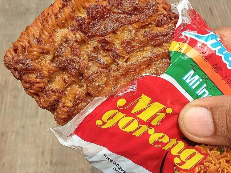 Takomie hingga Es Krim Tangkai, Ini 10 Kreasi Mie Instan Unik dan Menggoda