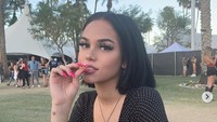 Namun penyanyi berusia 20 tahun itu malah mendekam di penjara. Dok. Instagram/maggielindemann