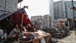 Membangun Kembali Kehidupan di Kampung Bandan