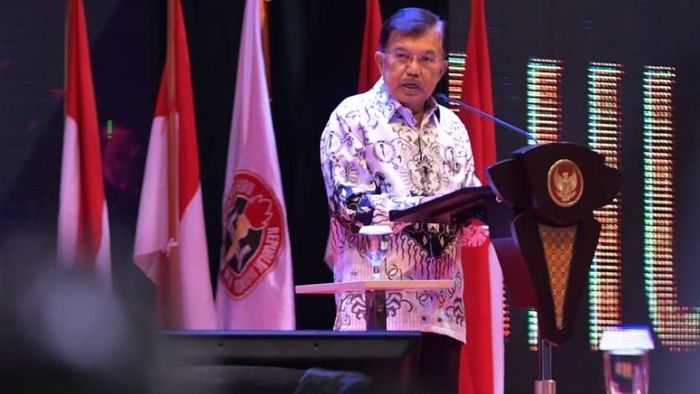 JK Sindir Aturan Pembangunan Smelter yang Tak Konsisten JK Sindir Aturan Pembangunan Smelter yang Tak Konsisten