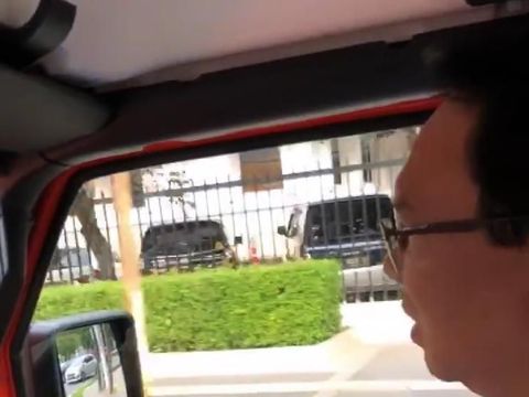 Ahok saat nyetir Jeep Rubicon ke Lapangan Banteng