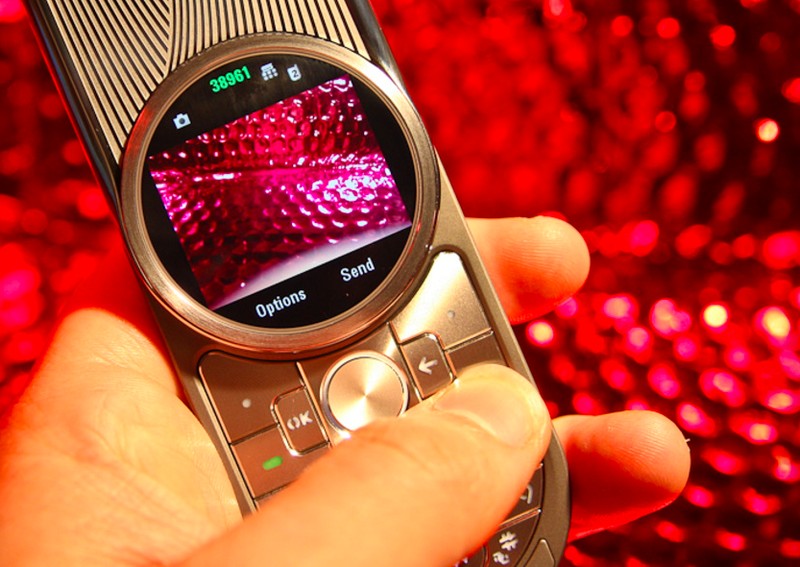 Motorola Aura