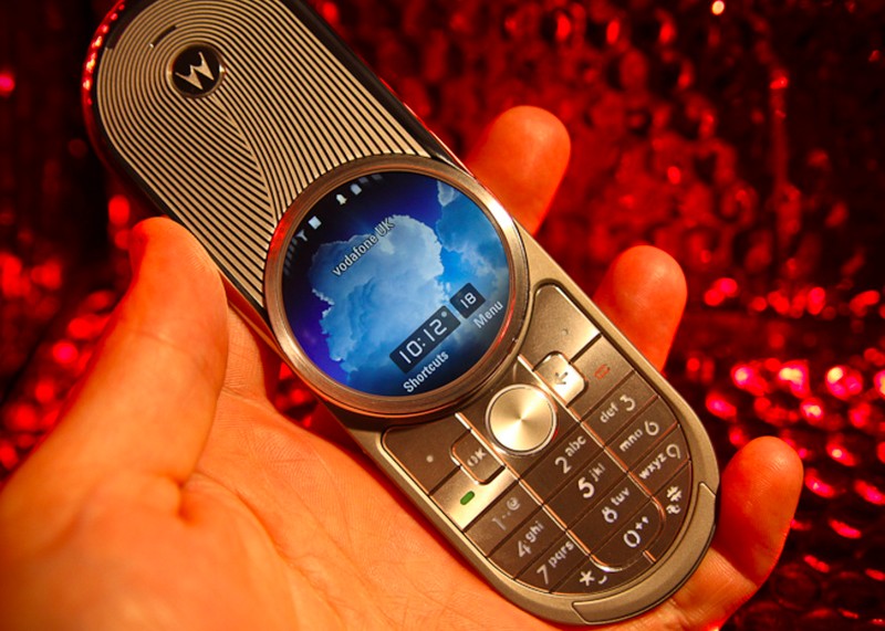 Motorola Aura