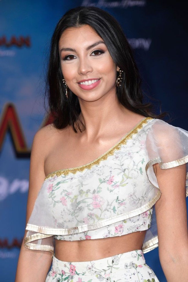 Pada kesehariannya, Zoha tidak mengenakan hijab. Ia memiliki rambut hitam dan panjang panjang.  Foto: dok. Getty Images