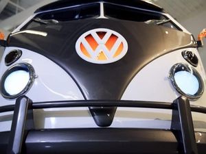 VW Kombi Ini Klasik Tapi Futuristik