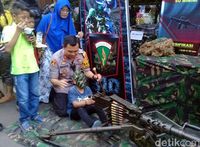 Gandrung 'Battle Royale', Remaja Kerubuti Stan TNI di Sukabumi