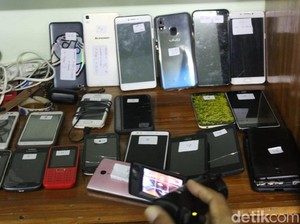 Ada Aturan IMEI, Bea Cukai: Saatnya Perangi HP Ilegal!