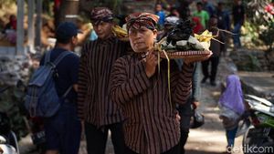 Antusias Warga Ikut Serta Ramaikan Pesta Gecok Kambing di Ungaran