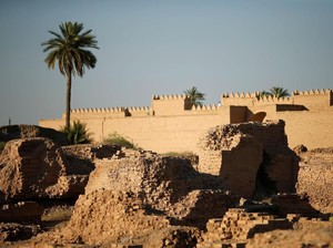 Begini Kondisi Pendidikan Era Mesopotamia Kuno, Menulis di Lempengan Tanah Liat