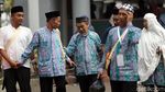 Calon Jamaah Haji Mulai Masuki Asrama Haji Pondok Gede