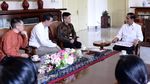 Salaman dengan Jokowi, Rich Brian Malu-malu