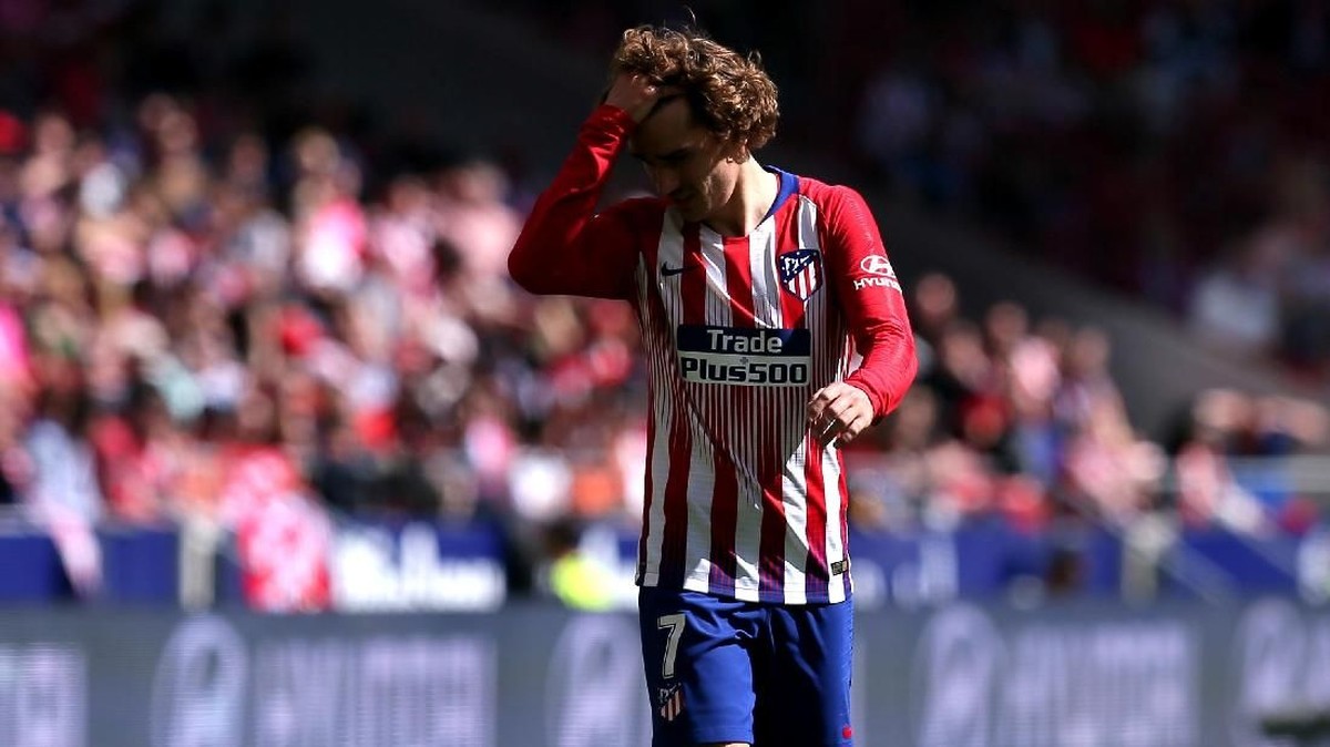 Antoine Griezmann mogok latihan pramusim Atletico Madrid. (Foto: Gonzalo Arroyo Moreno / Getty Images)