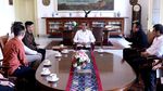 Salaman dengan Jokowi, Rich Brian Malu-malu