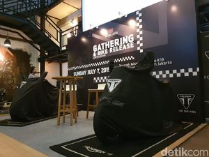 Motor Baru Triumph Meluncur Pagi Ini, Model Apa Ya?
