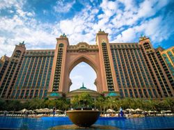 Deretan Tempat Futuristik yang Terasa Seperti di Masa Depan