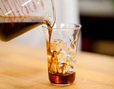 kopi panas dan kopi dingin