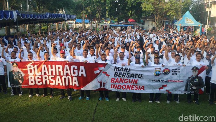 1 500 Warga Kota Kediri Deklarasi Bersatu Membangun Indonesia