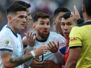 Bingung Messi Dikartu Merah, Scaloni: Percuma Ada VAR
