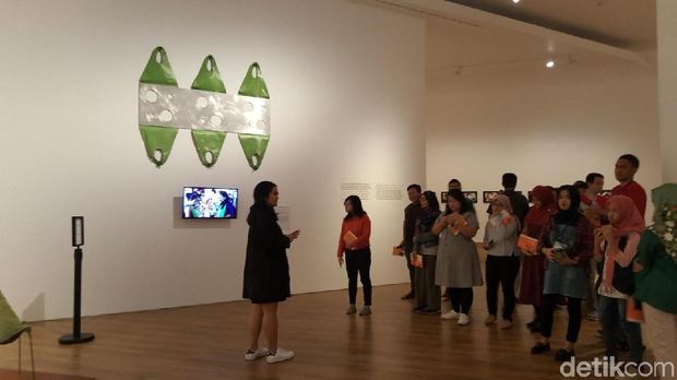 d'Traveler keliling Museum MACAN 