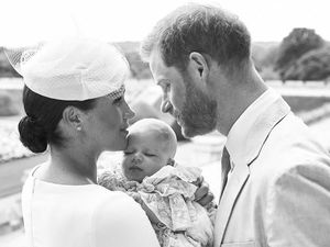 Kebersamaan Harry-Meghan Pasca Pembaptisan Sang Putra