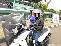 Kata Milenial Cimahi Usai Test Ride Yamaha Lexi: Nyaman Motornya!