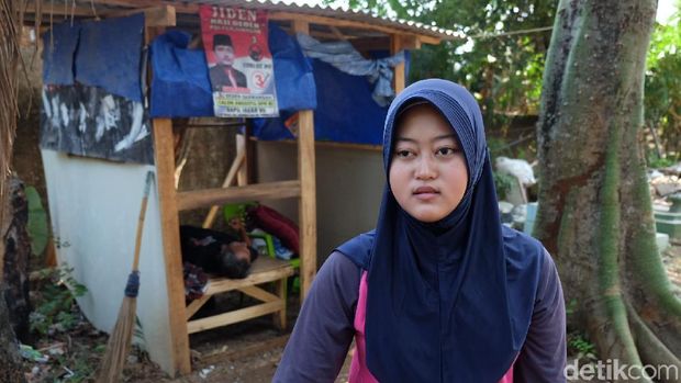 Kisah Haru Asep, Stroke dan Tinggal di Gubuk Pemakaman Karawang