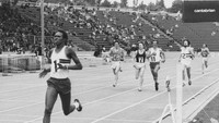 Pada 776 SM, atletik menjadi cabang olahraga yang dilombakan oleh Yunani. Pada waktu itu cabang olahraga atletik dikenal dengan Pentathlon. Gettyimages.