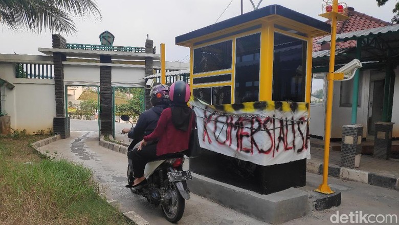 Merasa Terimbas Kebijakan UI, Mahasiswa PNJ Juga Tolak Parkir Berbayar Merasa Terimbas Kebijakan UI, Mahasiswa PNJ Juga Tolak Parkir Berbayar