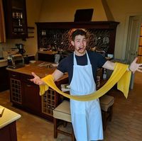 Mesranya Priyanka Chopra Masak Pasta Bareng Nick Jonas