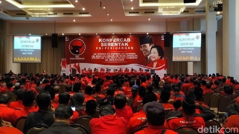 Tiga Mantan Ketua KPU di Malang Raya Jadi Pengurus DPC PDIP Tiga Mantan Ketua KPU di Malang Raya Jadi Pengurus DPC PDIP