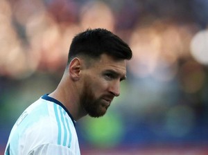 Restoran Messi Bantu Gelandangan Argentina di Tengah Serangan Cuaca Dingin