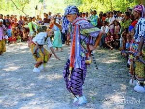 10 Tarian Daerah NTT, Bermakna Menyambut Tamu hingga Tarian Perang