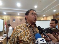 THR dan Gaji ke-13 Lebih Nendang Buat PNS Ketimbang Naik Gaji