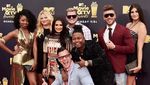 Pamer Keseksian, Bintang MTV Ini Ditahan